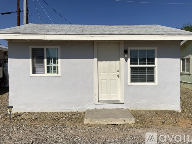 549 W Wickenburg Way, Unit 6 Rental photo 5